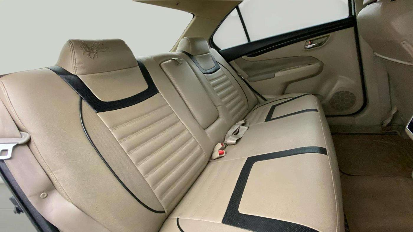 2016 Maruti Ciaz ZXI AT, Petrol, Automatic, 96,365 km, Right Side Rear Door Cabin