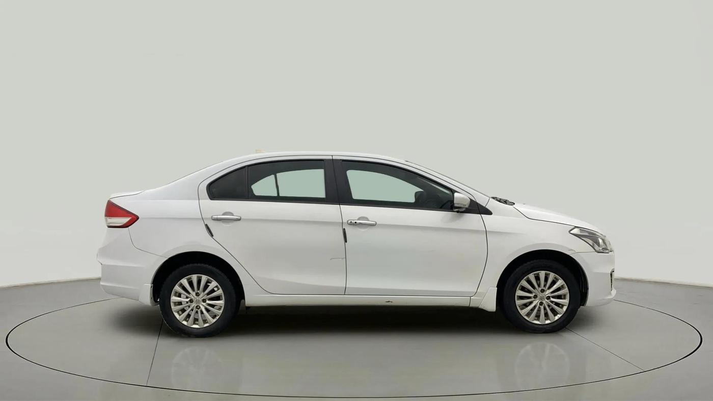 2016 Maruti Ciaz ZXI AT, Petrol, Automatic, 96,365 km, Right Side View