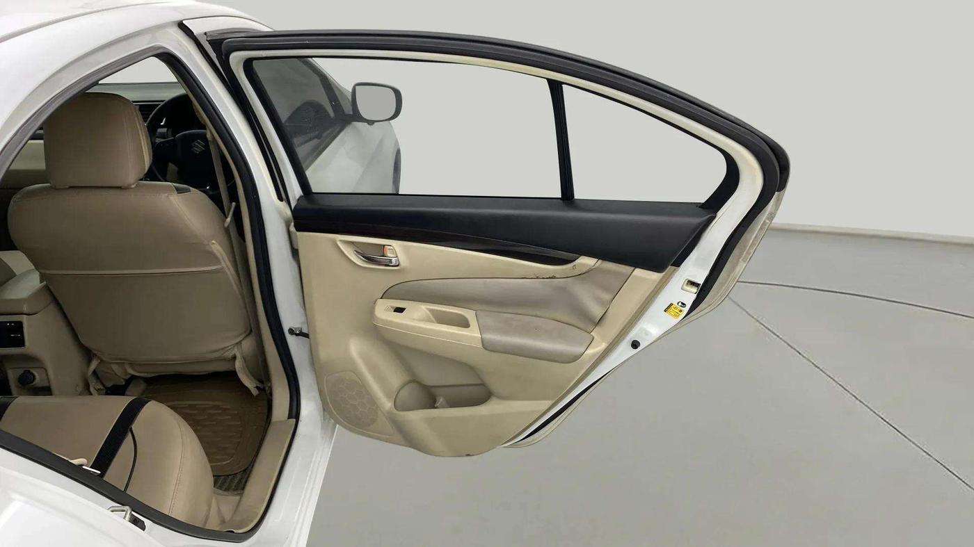 2016 Maruti Ciaz ZXI AT, Petrol, Automatic, 96,365 km, RHS Rear Door