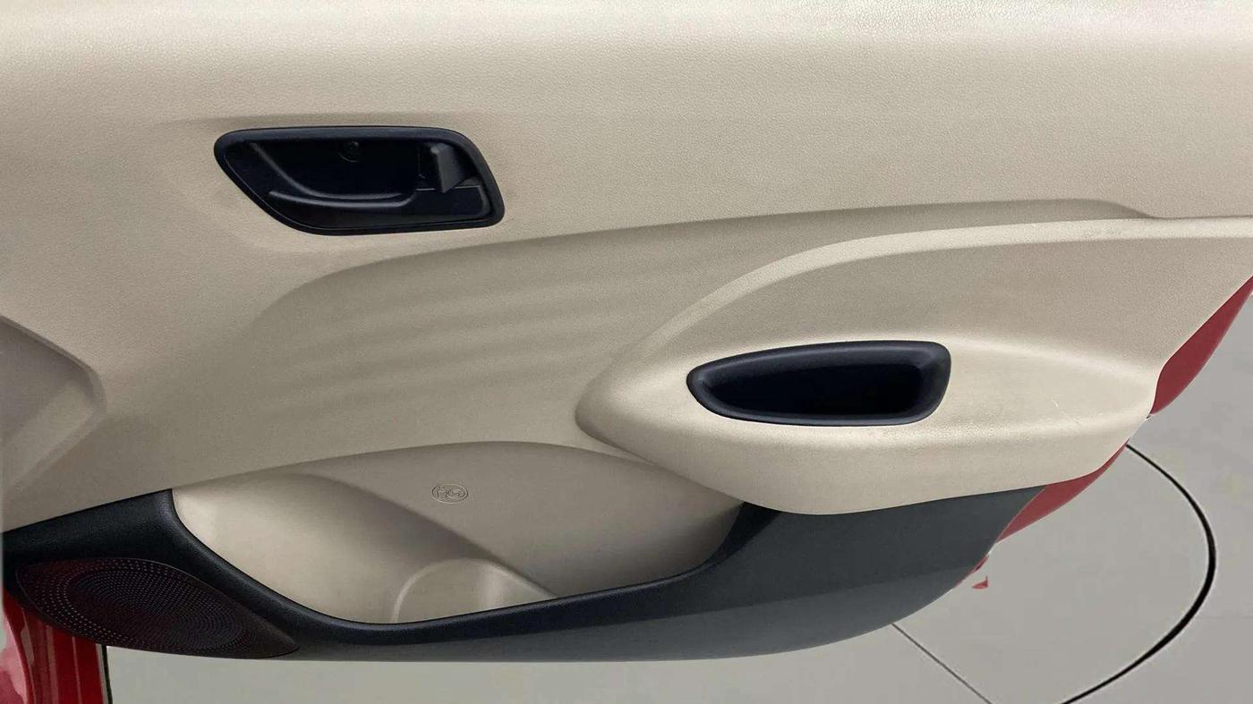 2020 Hyundai NEW SANTRO SPORTZ MT, Petrol, Manual, 24,423 km, Driver Side Door Panels Control