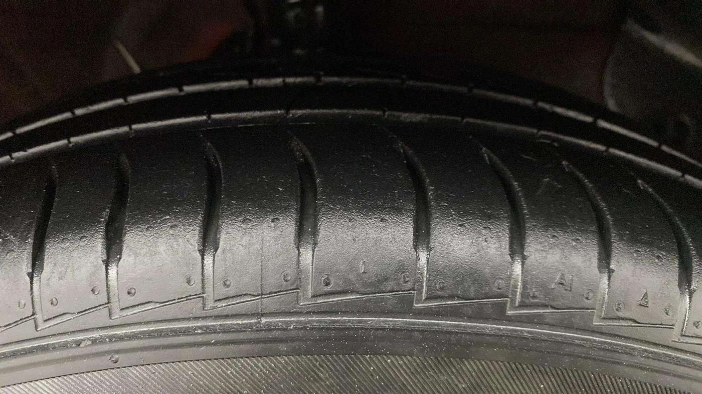 2020 Hyundai NEW SANTRO SPORTZ MT, Petrol, Manual, 24,423 km, Right Front Tyre Tread