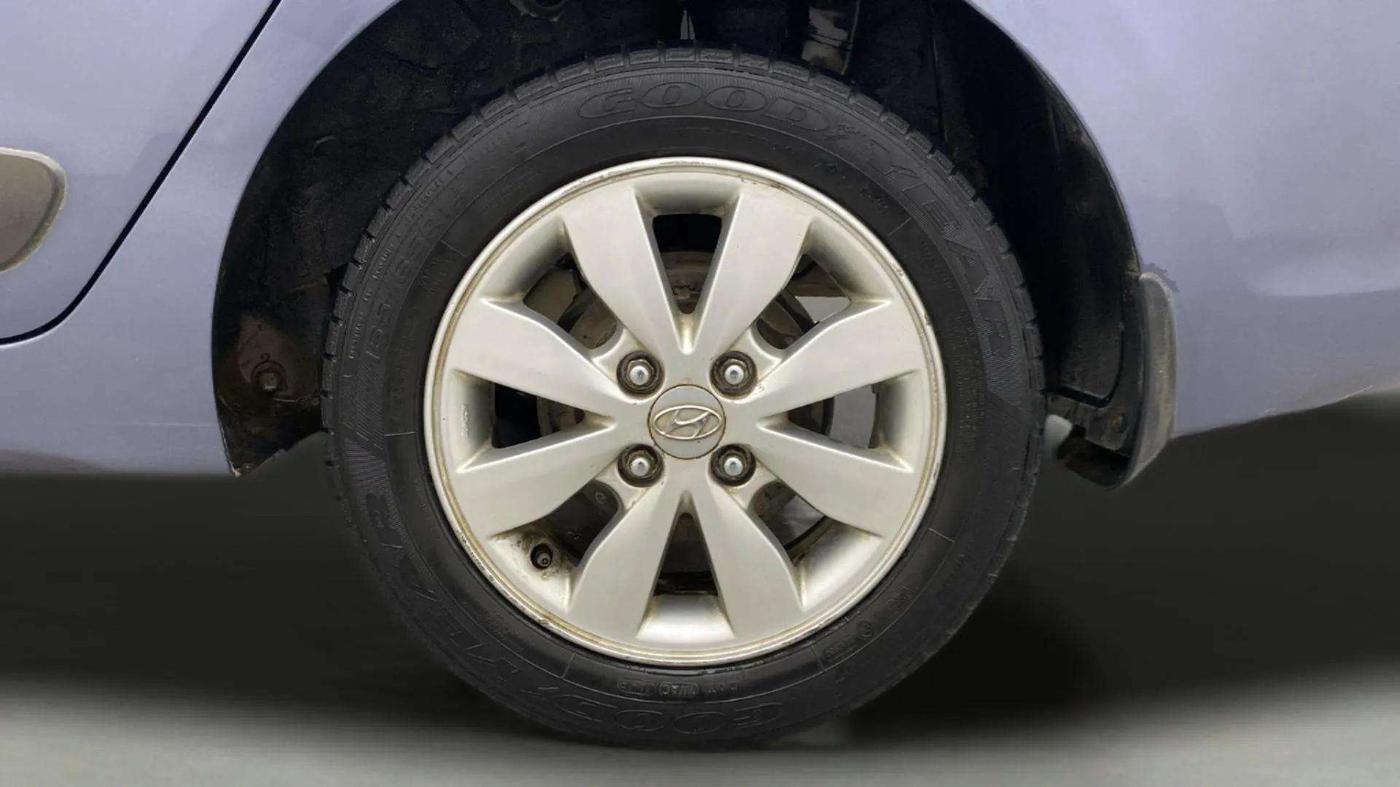 2014 Hyundai Xcent SX 1.2, Petrol, Manual, 37,561 km, Left Rear Wheel