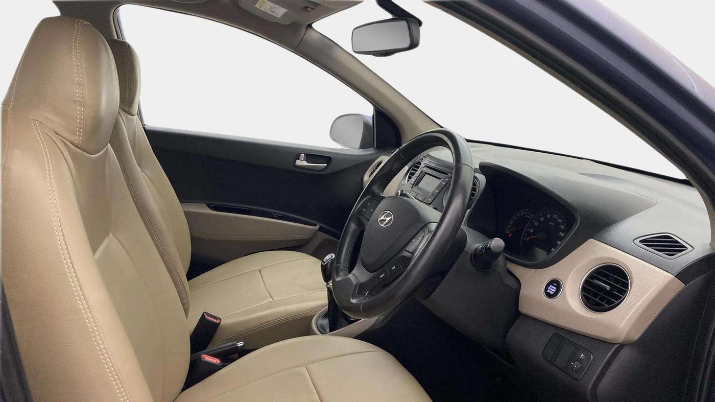 2014 Hyundai Xcent SX 1.2, Petrol, Manual, 37,561 km, Right Side Front Door Cabin