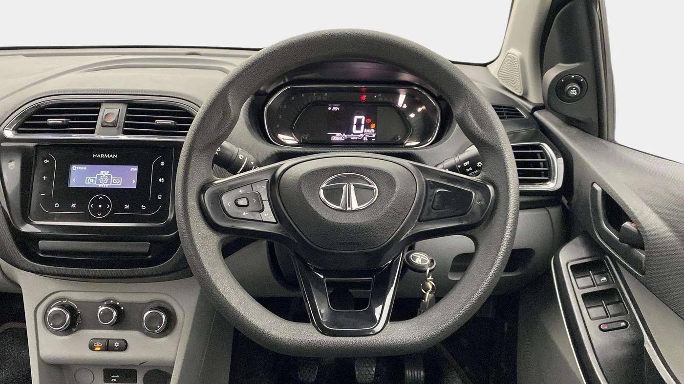 2021 Tata Tiago XT PETROL, Petrol, Manual, 14,141 km, Steering Wheel Close Up