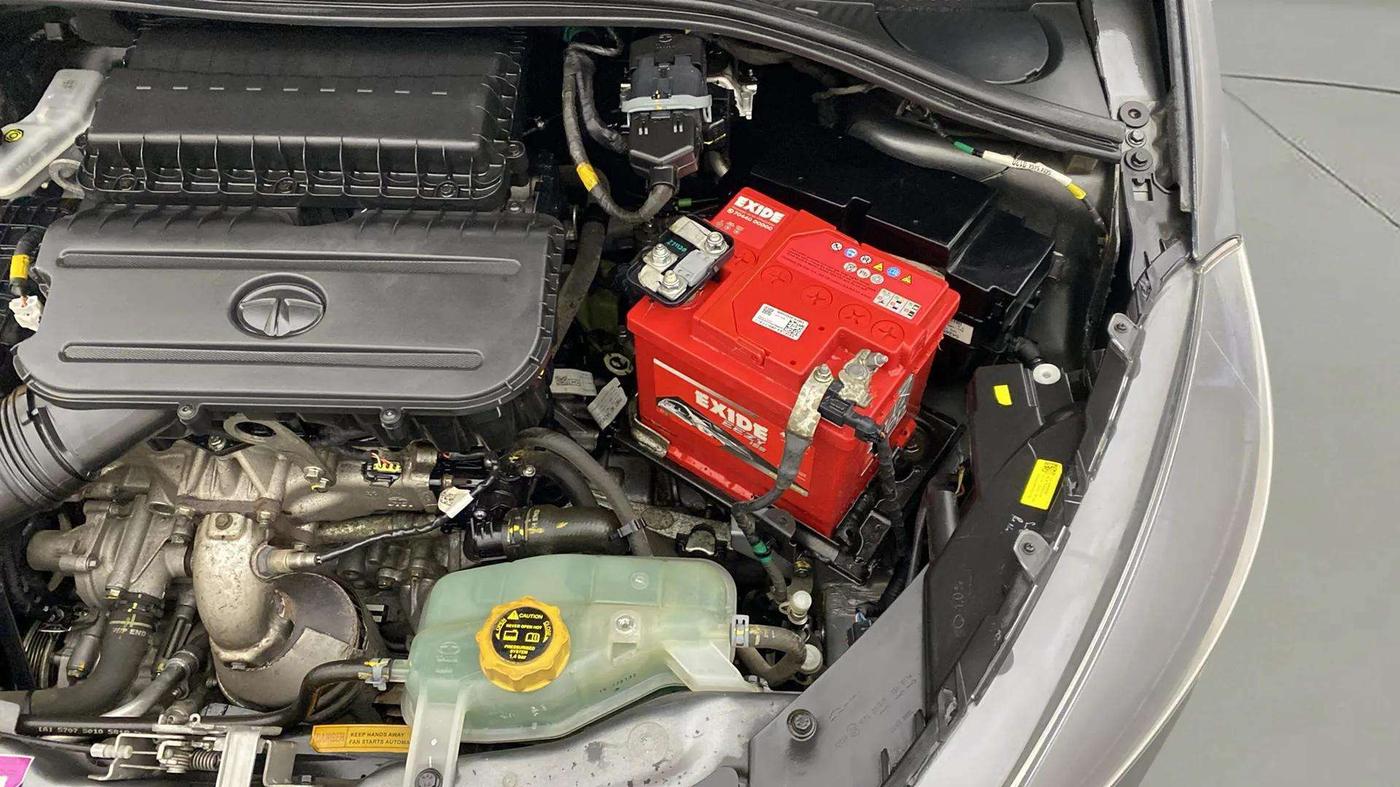 2021 Tata Tiago XT PETROL, Petrol, Manual, 14,141 km, Engine View - Left