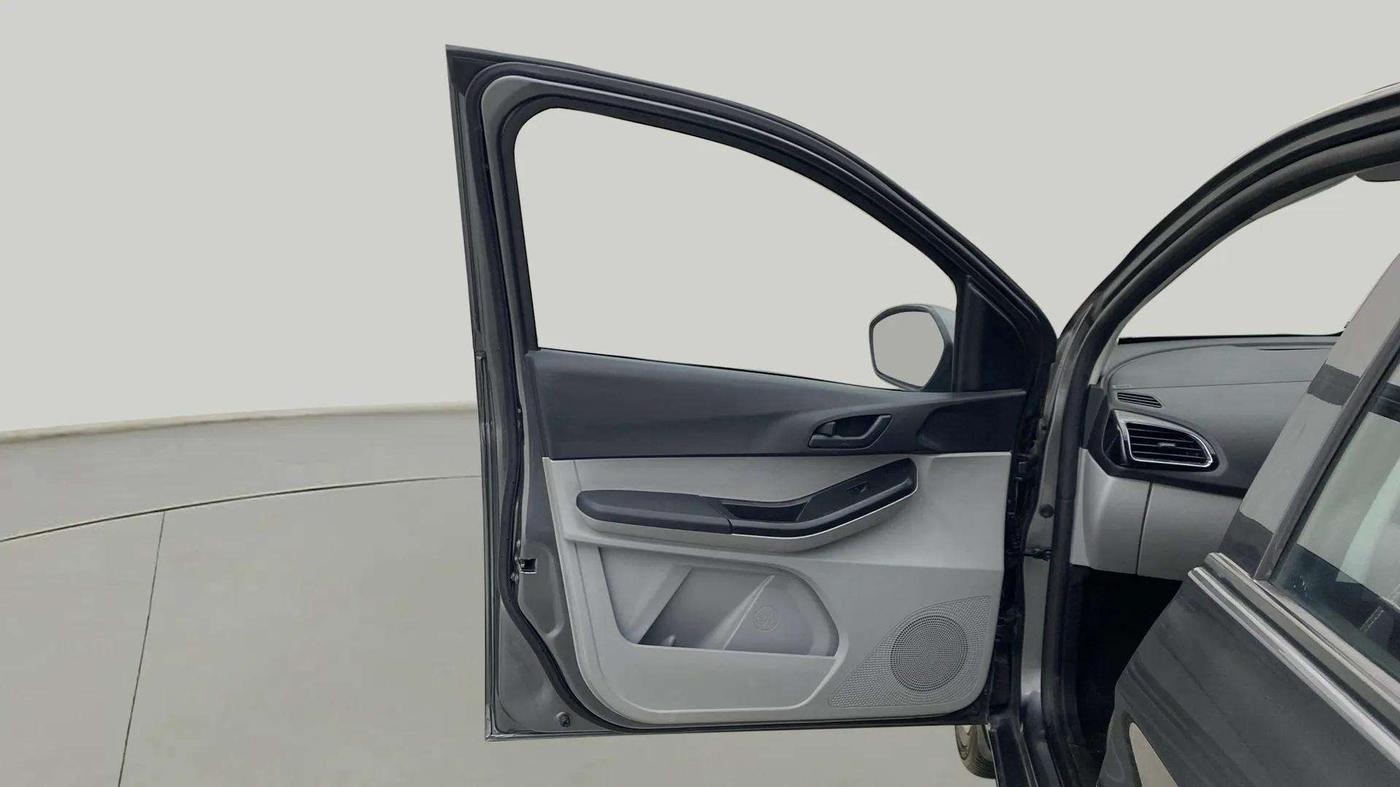 2021 Tata Tiago XT PETROL, Petrol, Manual, 14,141 km, LHS Front Door