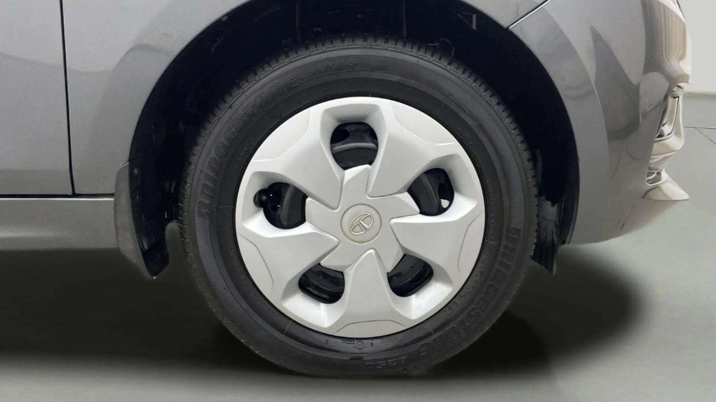 2021 Tata Tiago XT PETROL, Petrol, Manual, 14,141 km, Right Front Wheel