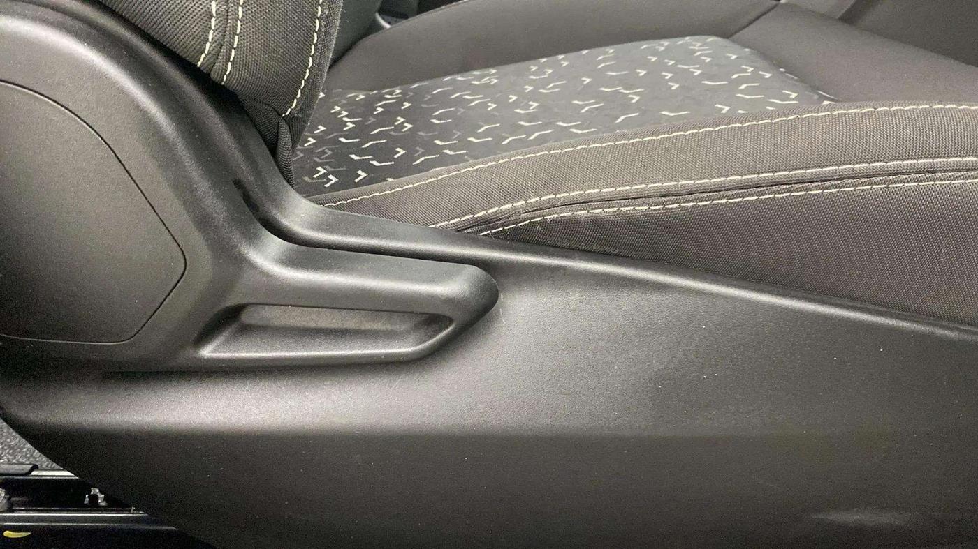 2021 Tata Tiago XT PETROL, Petrol, Manual, 14,141 km, Driver Side Adjustment Panel