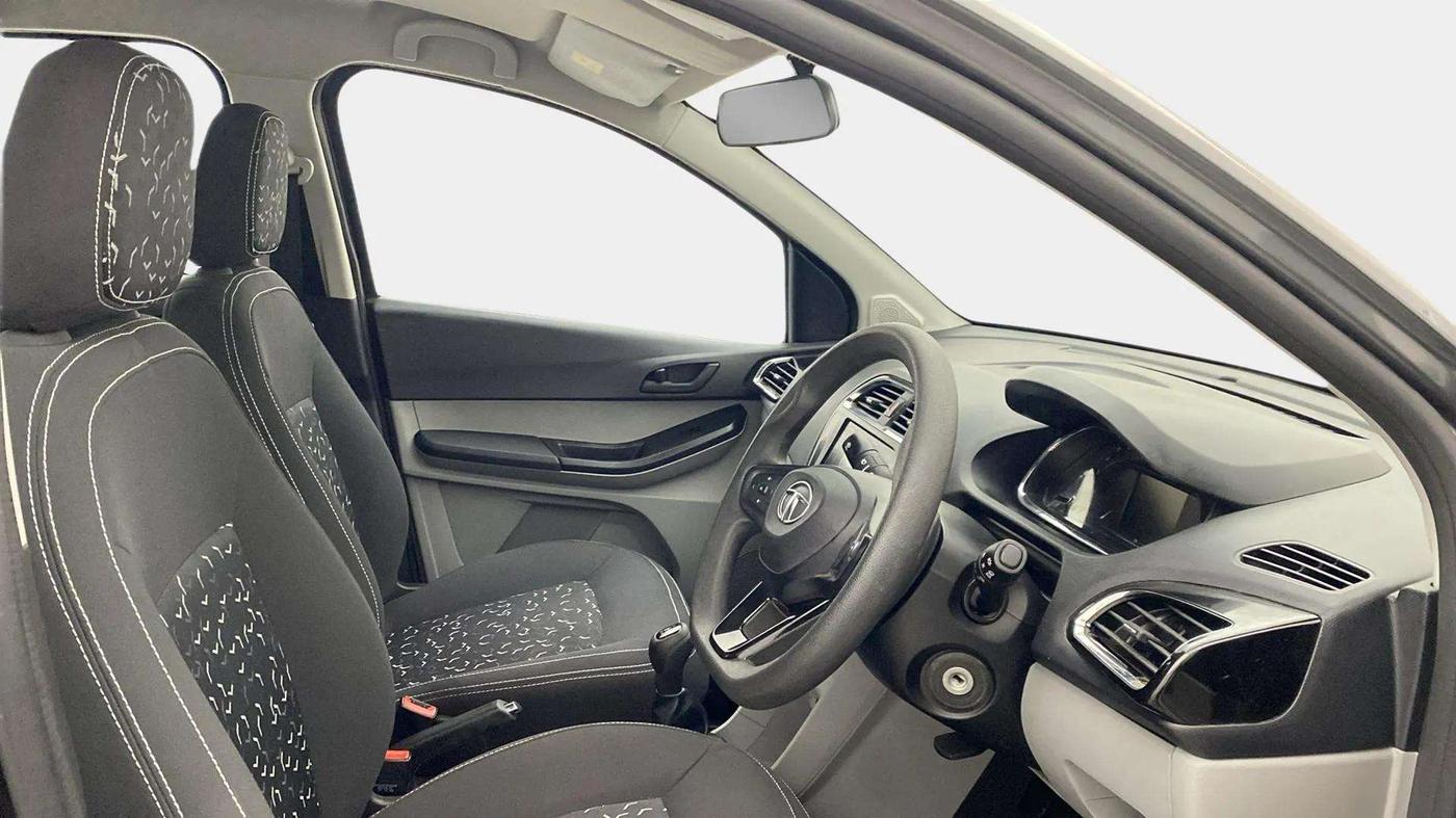2021 Tata Tiago XT PETROL, Petrol, Manual, 14,141 km, Right Side Front Door Cabin
