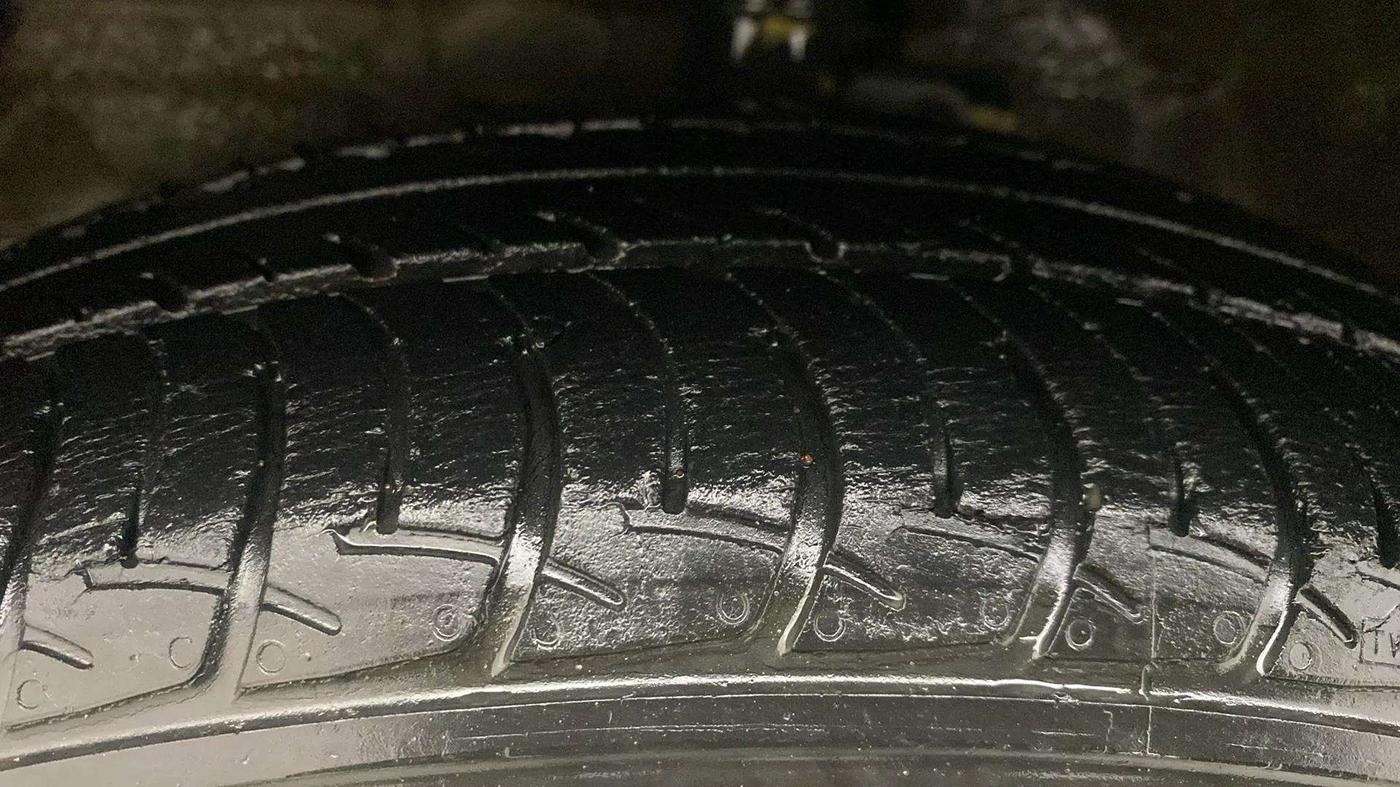 2019 Maruti Celerio X VXI AMT, Petrol, Automatic, 26,769 km, Left Front Tyre Tread