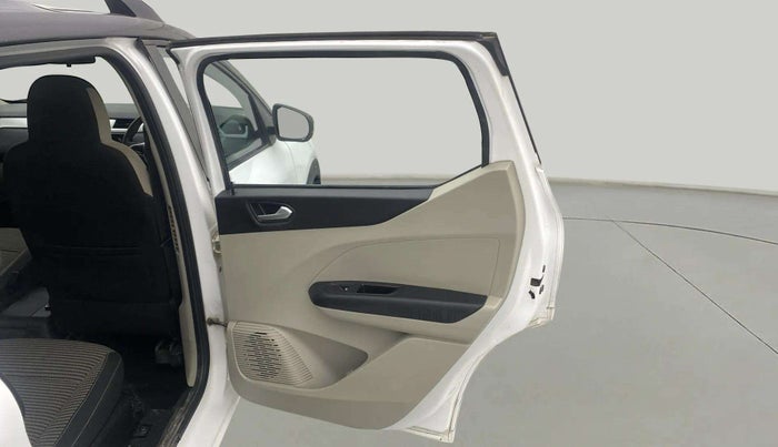 2023 Renault TRIBER RXZ AMT DUAL TONE, Petrol, Automatic, 40,571 km, RHS Rear Door