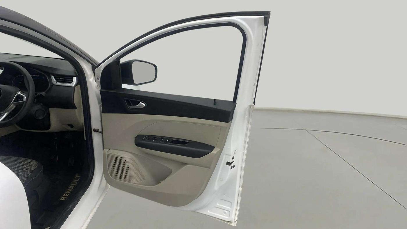 2023 Renault TRIBER RXZ AMT DUAL TONE, Petrol, Automatic, 40,674 km, RHS Front Door