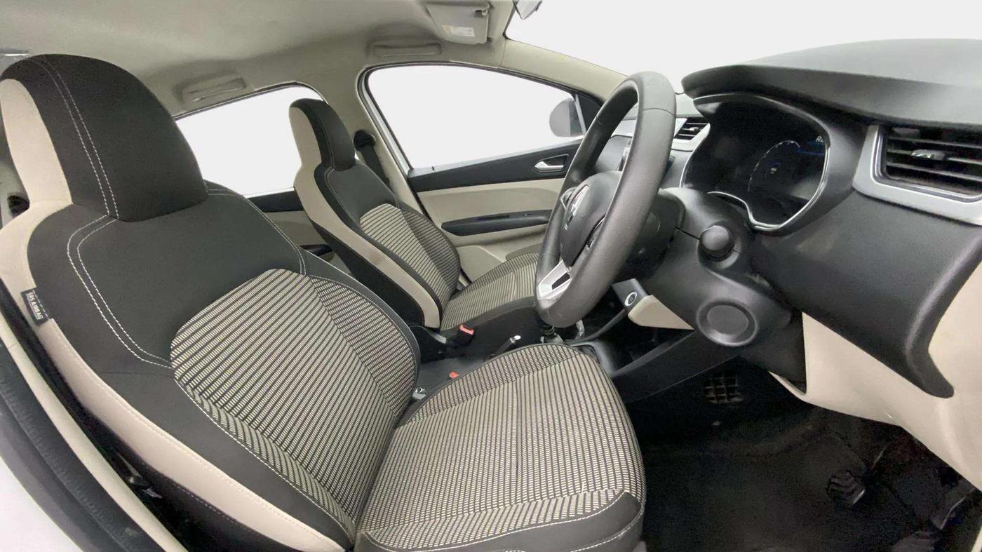 2023 Renault TRIBER RXZ AMT DUAL TONE, Petrol, Automatic, 40,674 km, Right Side Front Door Cabin