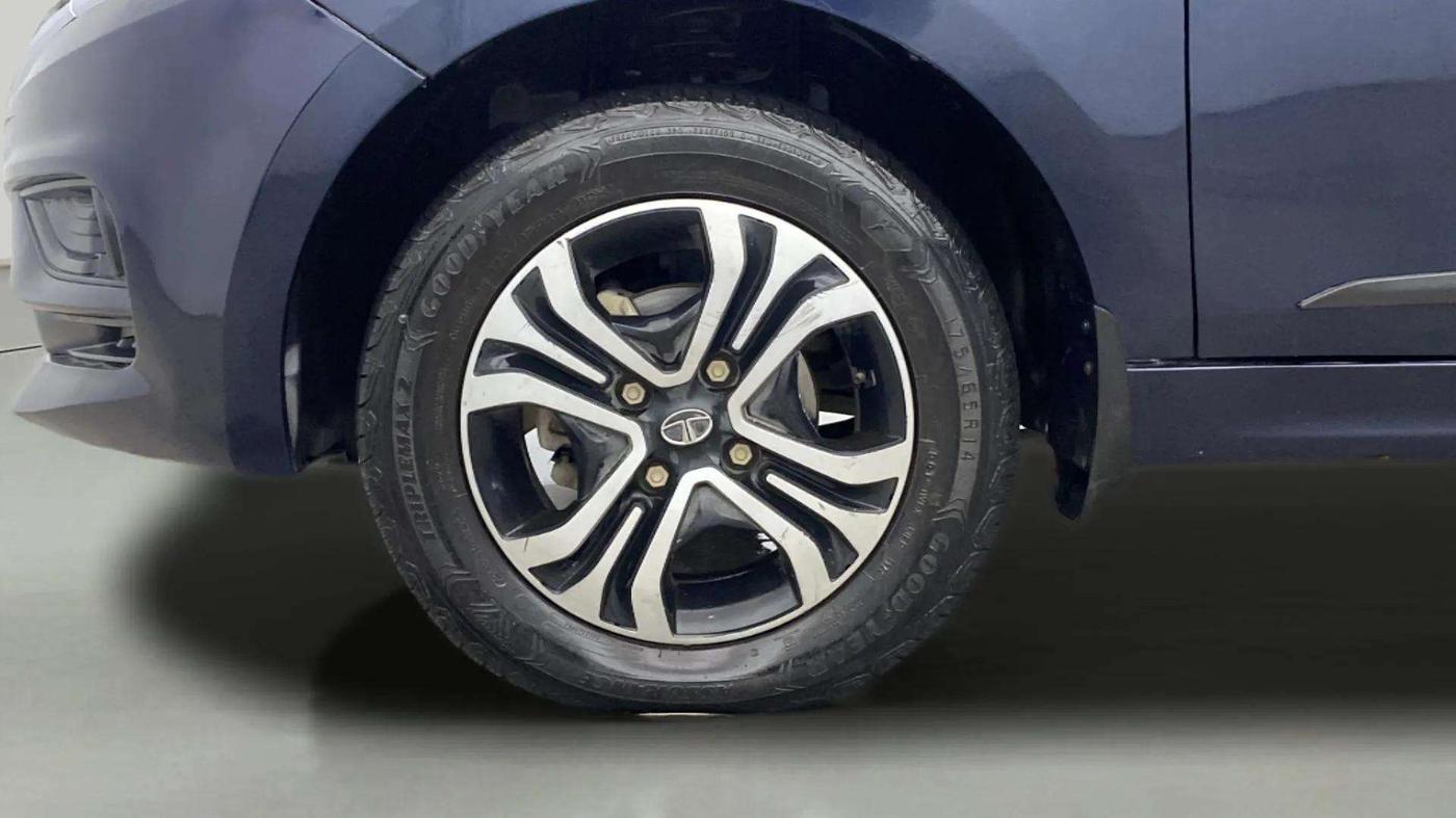 2022 Tata Tiago XT PETROL, Petrol, Manual, 23,917 km, Left Front Wheel