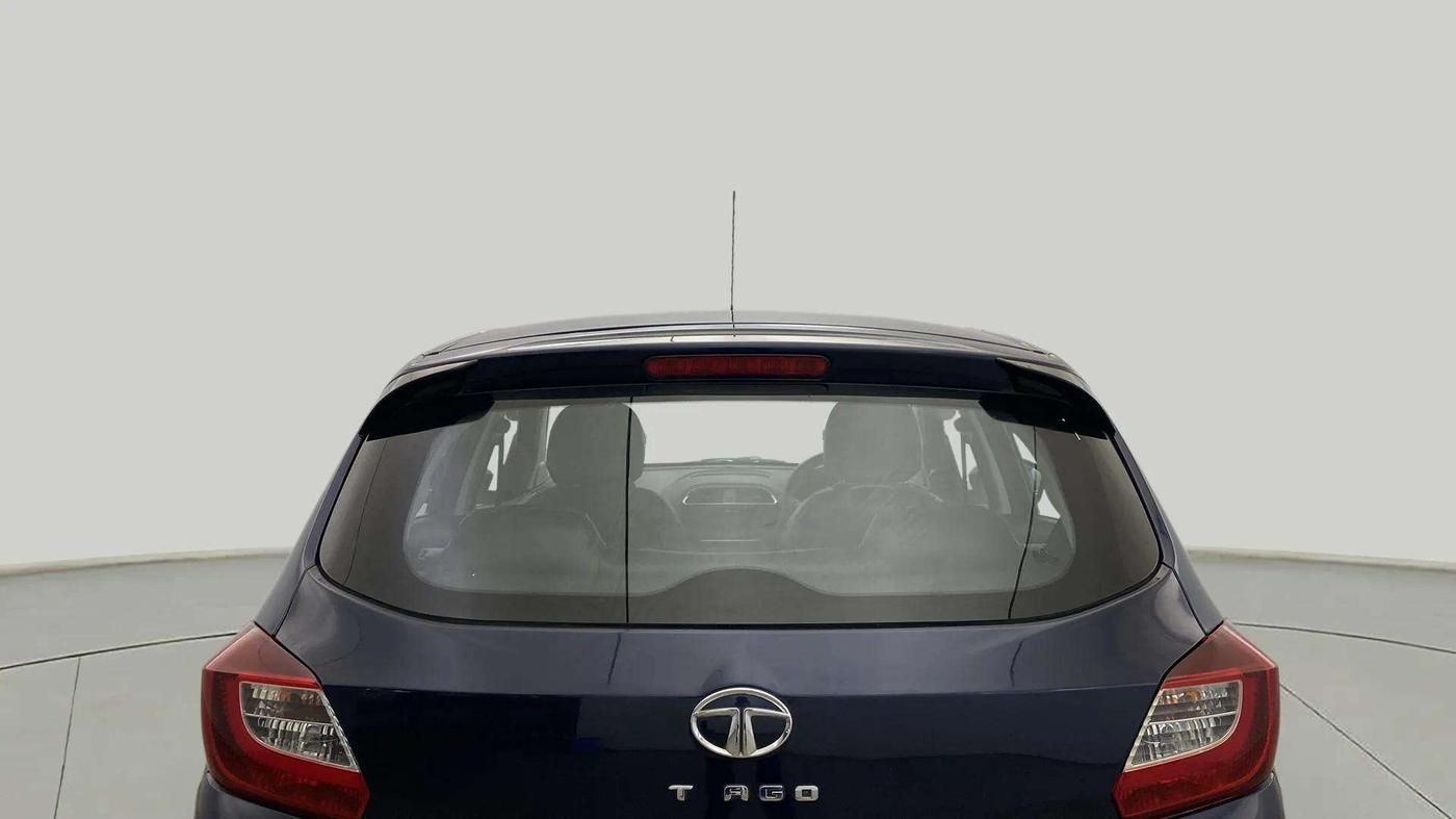2022 Tata Tiago XT PETROL, Petrol, Manual, 23,917 km, Rear Windshield