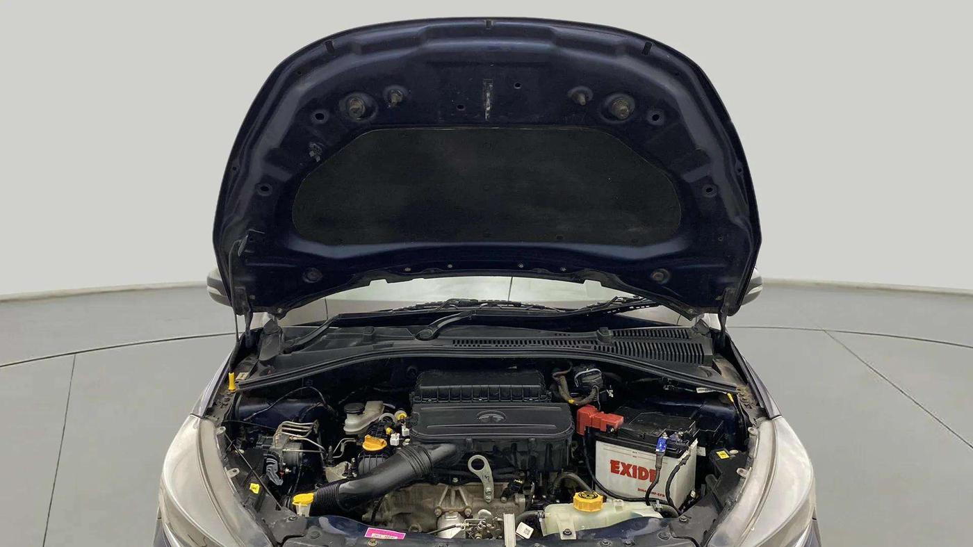 2022 Tata Tiago XT PETROL, Petrol, Manual, 23,917 km, Open Bonet