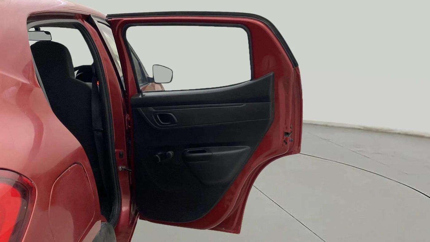 2017 Renault Kwid RXT 1.0, Petrol, Manual, 32,726 km, RHS Rear Door