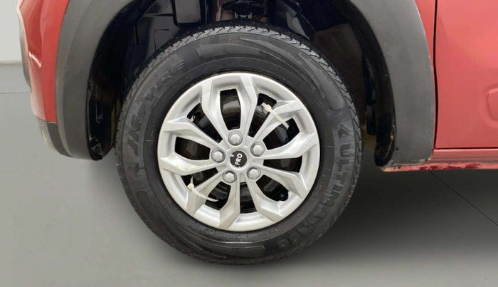 2017 Renault Kwid RXT 1.0, Petrol, Manual, 32,495 km, Left Front Wheel