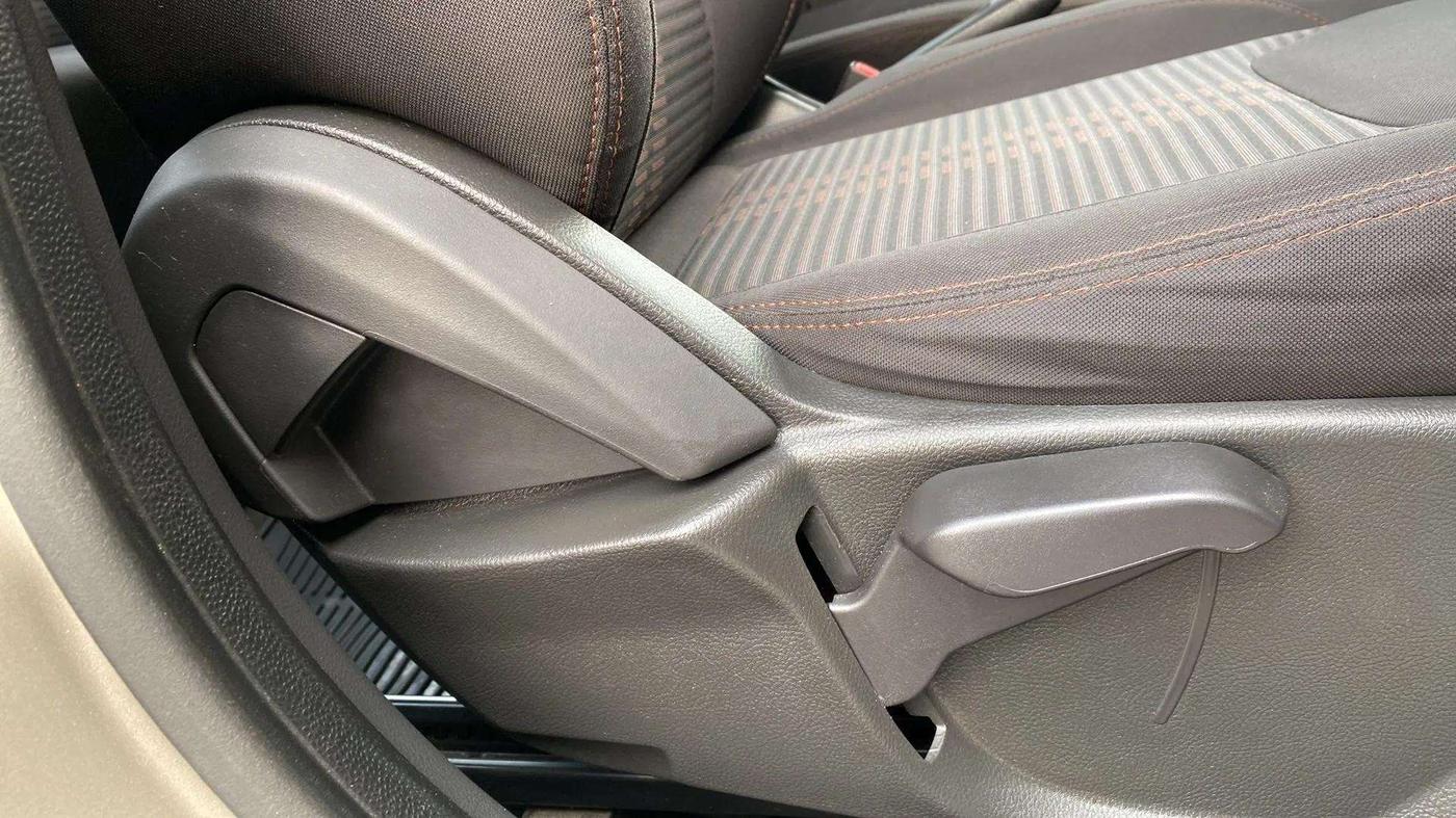 2021 Ford FREESTYLE TITANIUM PLUS 1.2 PETROL, Petrol, Manual, 18,421 km, Driver Side Adjustment Panel