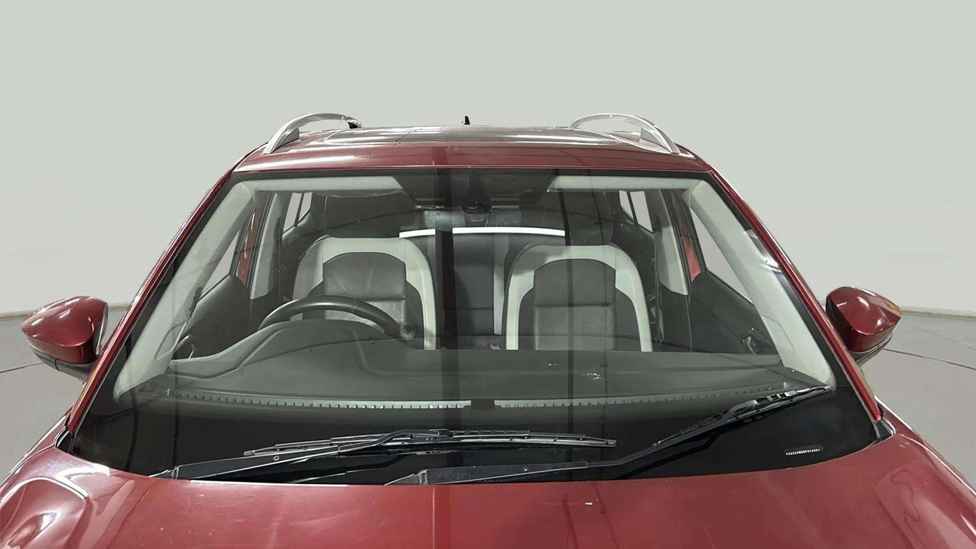 2022 Volkswagen TAIGUN TOPLINE 1.0 TSI AT, Petrol, Automatic, 35,611 km, Front Windshield