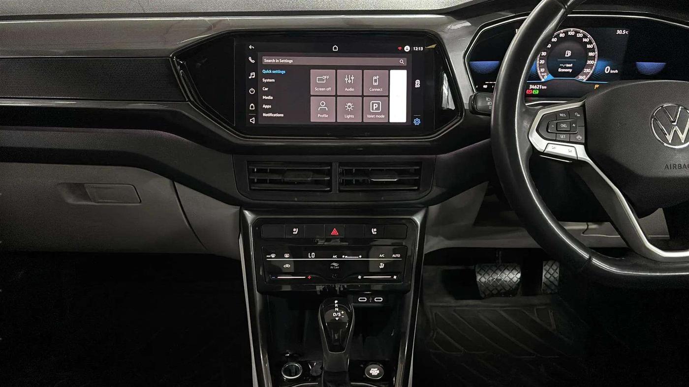 2022 Volkswagen TAIGUN TOPLINE 1.0 TSI AT, Petrol, Automatic, 35,611 km, Air Conditioner