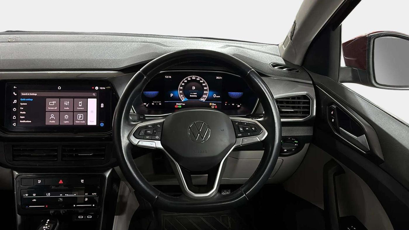 2022 Volkswagen TAIGUN TOPLINE 1.0 TSI AT, Petrol, Automatic, 35,611 km, Steering Wheel Close Up