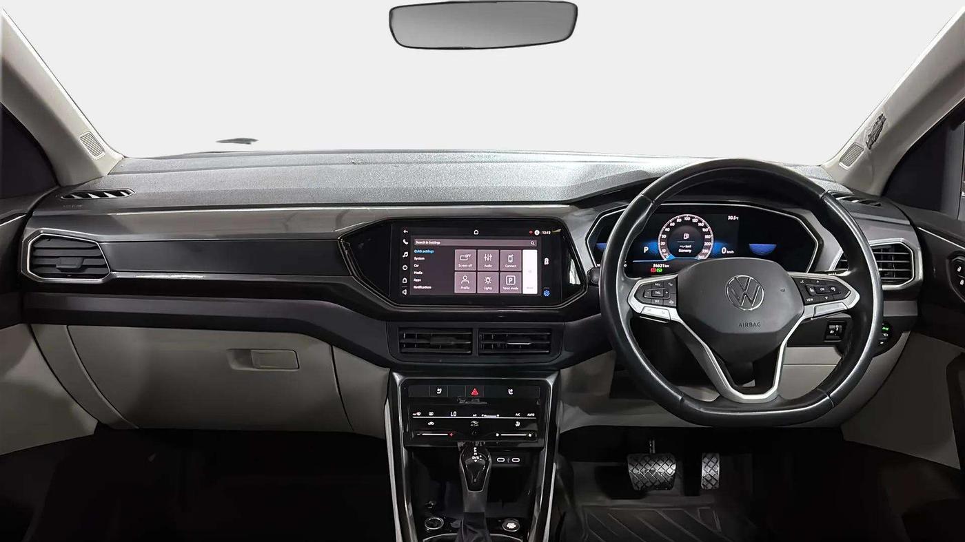 2022 Volkswagen TAIGUN TOPLINE 1.0 TSI AT, Petrol, Automatic, 35,611 km, Dashboard