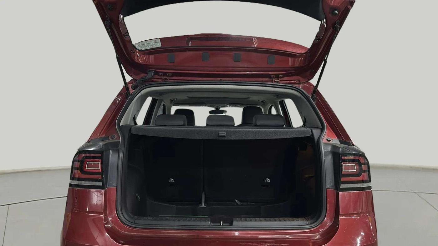 2022 Volkswagen TAIGUN TOPLINE 1.0 TSI AT, Petrol, Automatic, 35,611 km, Boot Open Zoomed View