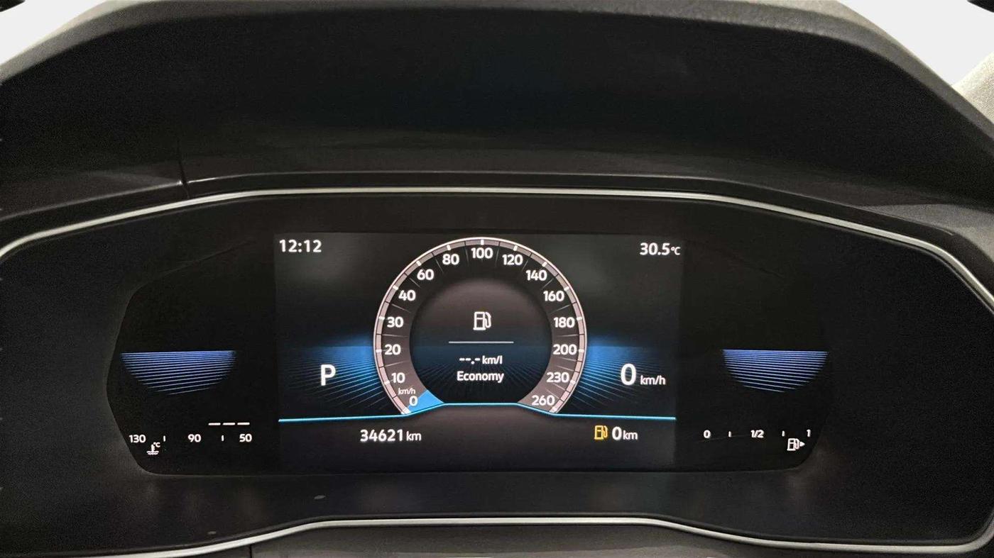 2022 Volkswagen TAIGUN TOPLINE 1.0 TSI AT, Petrol, Automatic, 35,611 km, Odometer Image