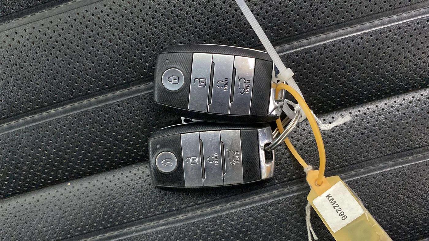 2020 KIA SELTOS GTX PLUS AT 1.5 DIESEL, Diesel, Automatic, 73,072 km, Key Close Up