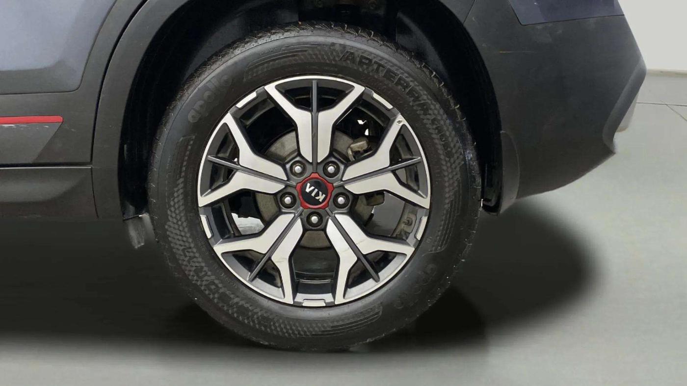 2020 KIA SELTOS GTX PLUS AT 1.5 DIESEL, Diesel, Automatic, 73,072 km, Left Rear Wheel