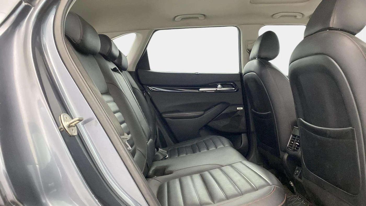 2020 KIA SELTOS GTX PLUS AT 1.5 DIESEL, Diesel, Automatic, 73,072 km, Right Side Rear Door Cabin