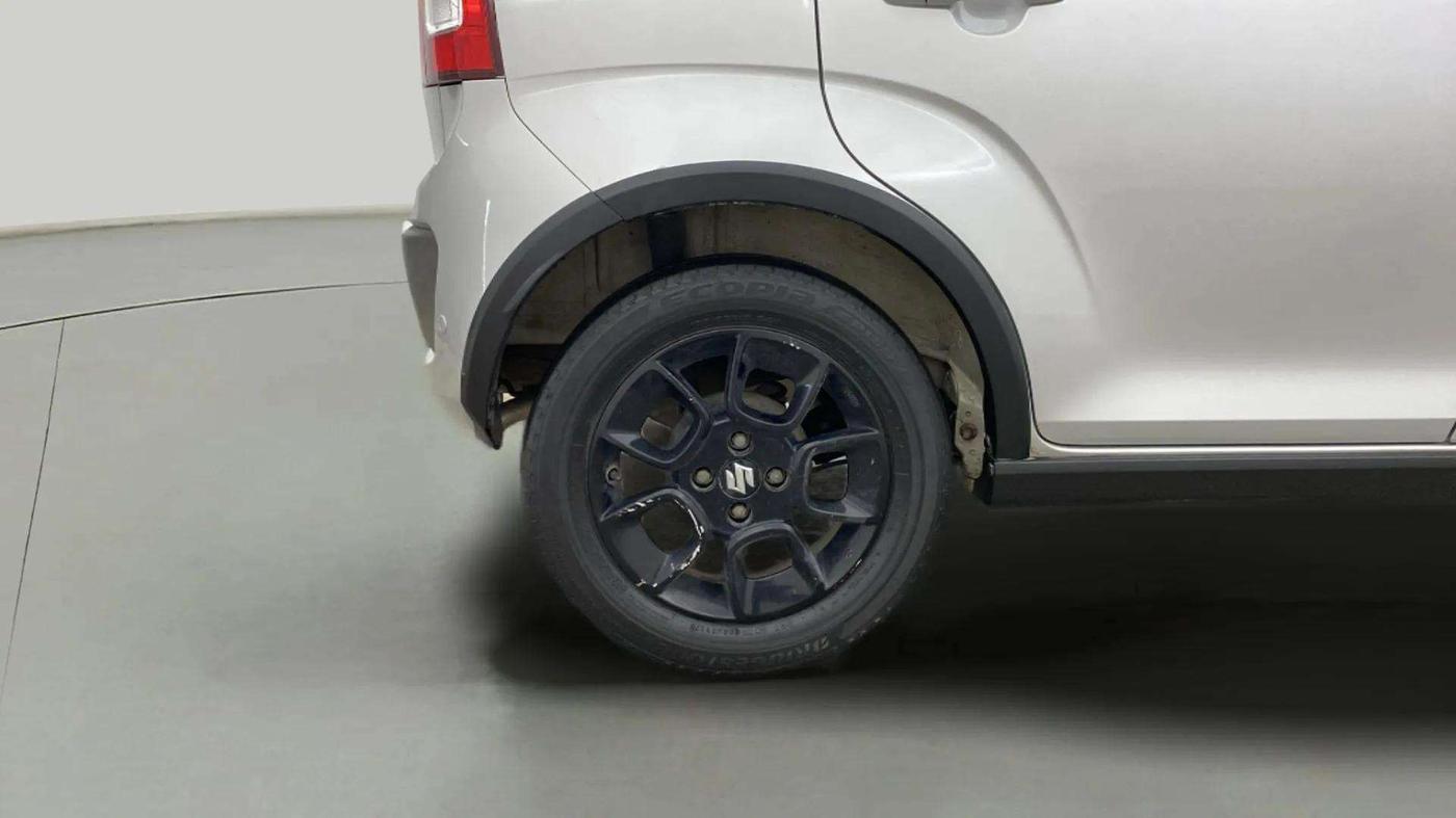 2018 Maruti IGNIS ALPHA 1.2, Petrol, Manual, 40,517 km, Right Rear Wheel