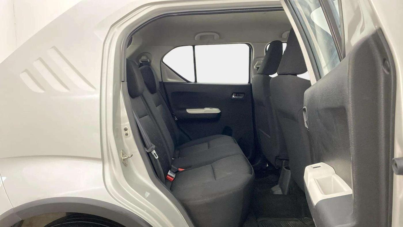 2018 Maruti IGNIS ALPHA 1.2, Petrol, Manual, 40,517 km, Right Side Rear Door Cabin
