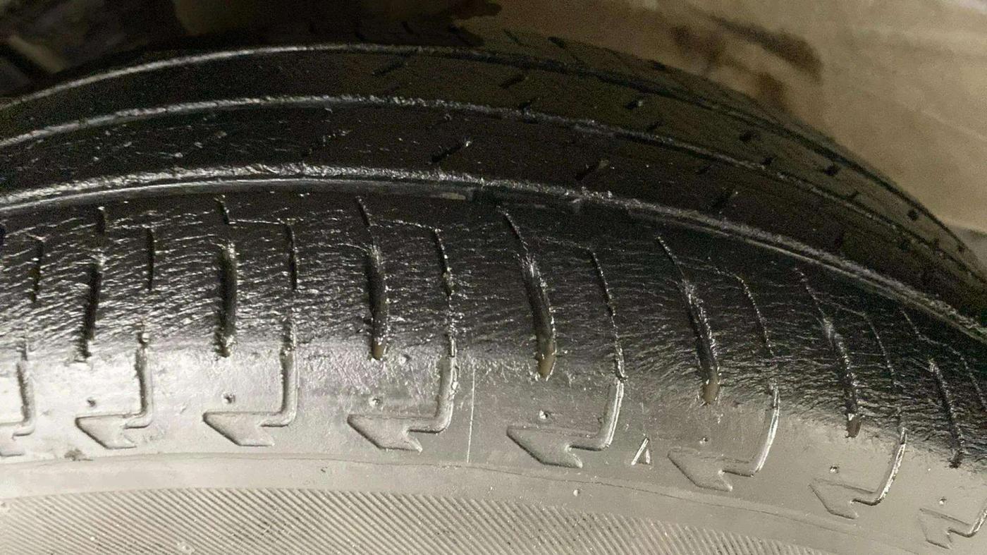 2018 Maruti IGNIS ALPHA 1.2, Petrol, Manual, 40,517 km, Left Front Tyre Tread