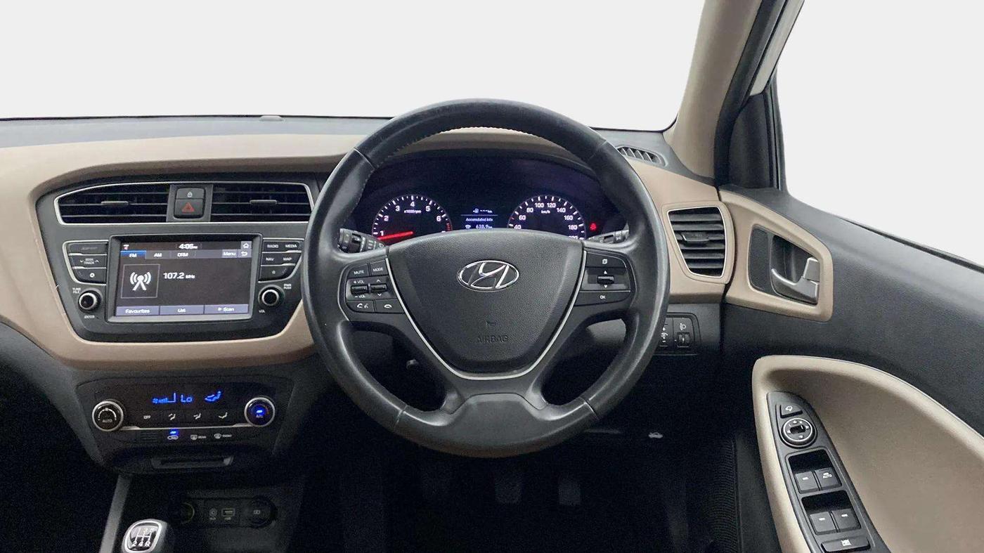 2019 Hyundai Elite i20 ASTA 1.2 (O), Petrol, Manual, 50,629 km, Steering Wheel Close Up