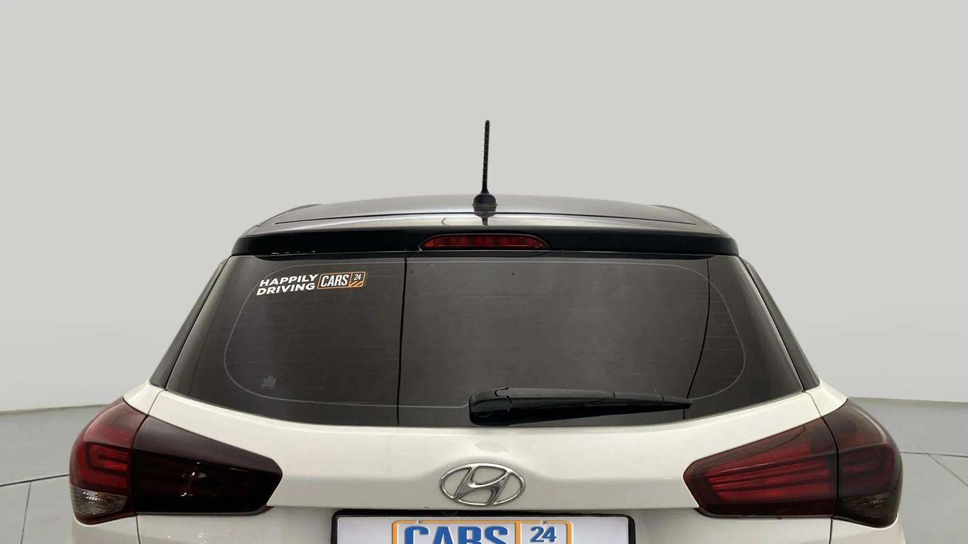 2019 Hyundai Elite i20 ASTA 1.2 (O), Petrol, Manual, 50,629 km, Rear Windshield