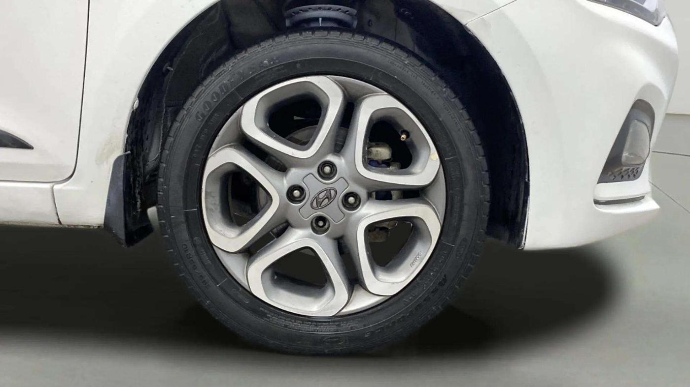 2019 Hyundai Elite i20 ASTA 1.2 (O), Petrol, Manual, 50,629 km, Right Front Wheel