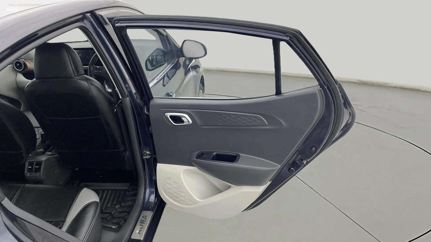 2023 Hyundai AURA SX 1.2, Petrol, Manual, 16,250 km, RHS Rear Door