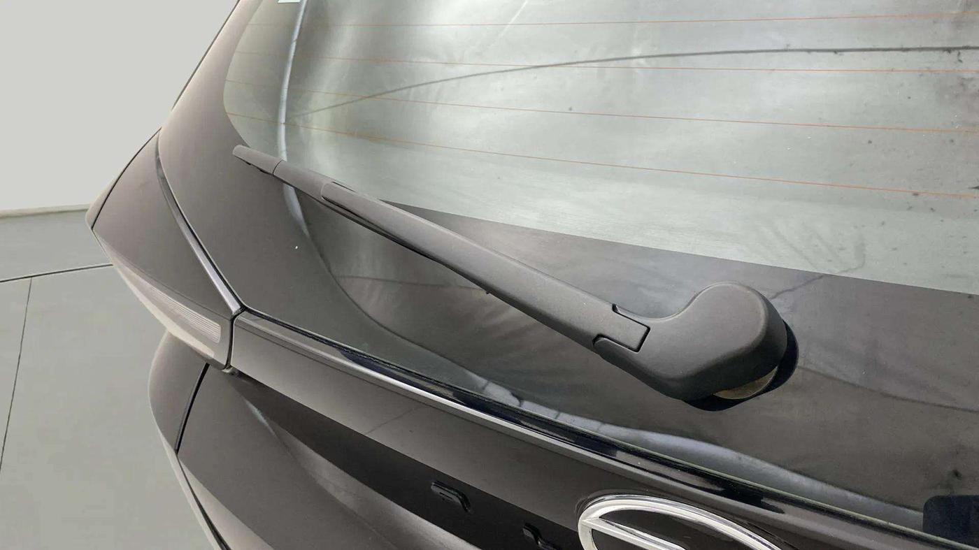 2023 Tata ALTROZ XZ Plus (S) Dark Edition, Petrol, Manual, 9,171 km, Rear Wiper
