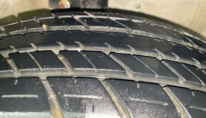 2020 Maruti Celerio ZXI (O), Petrol, Manual, 6,607 km, Right Front Tyre Tread