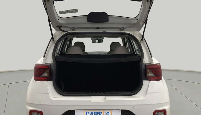 2021 Hyundai VENUE S 1.2, Petrol, Manual, 29,734 km, Boot Inside