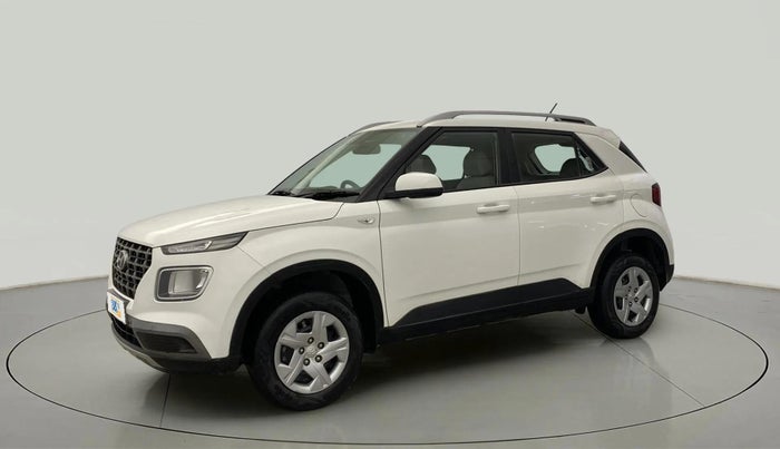 2021 Hyundai VENUE S 1.2, Petrol, Manual, 29,734 km, Left Front Diagonal