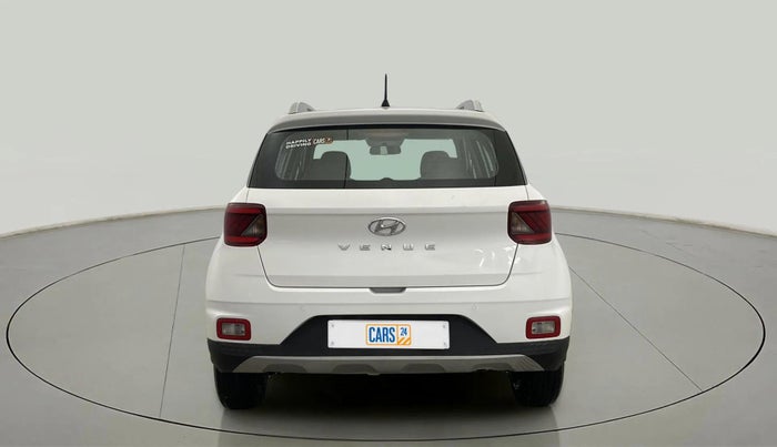 2021 Hyundai VENUE S 1.2, Petrol, Manual, 29,734 km, Back/Rear