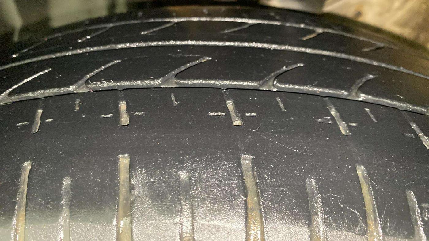 2021 Maruti IGNIS ZETA 1.2, Petrol, Manual, 78,556 km, Left Front Tyre Tread