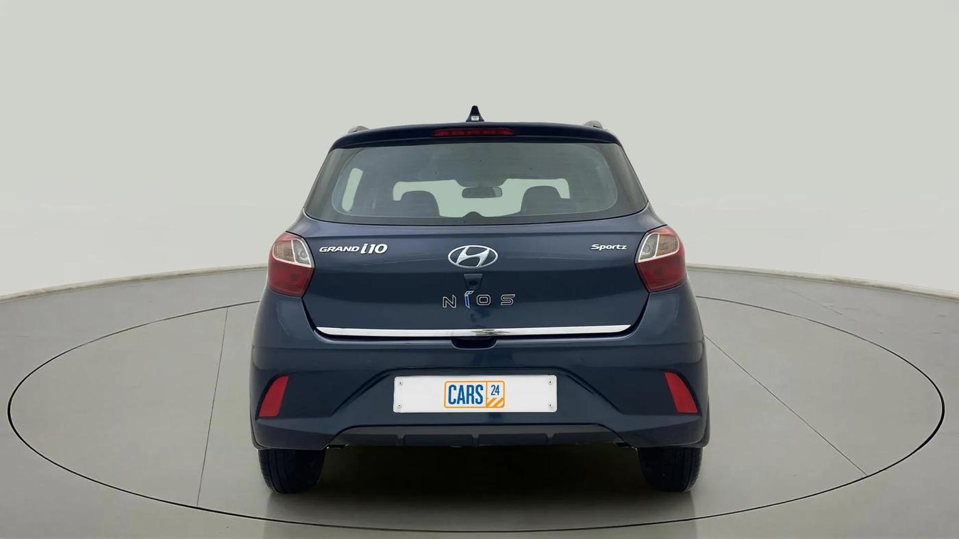 2021 Hyundai GRAND I10 NIOS SPORTZ AMT 1.2 KAPPA VTVT, Petrol, Automatic, 27,050 km, Back/Rear