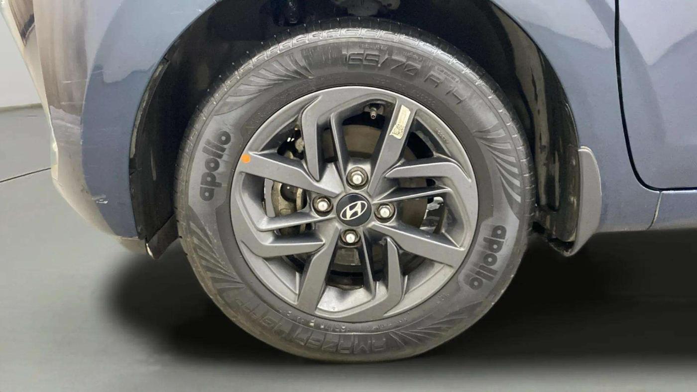 2021 Hyundai GRAND I10 NIOS SPORTZ AMT 1.2 KAPPA VTVT, Petrol, Automatic, 27,050 km, Left Front Wheel