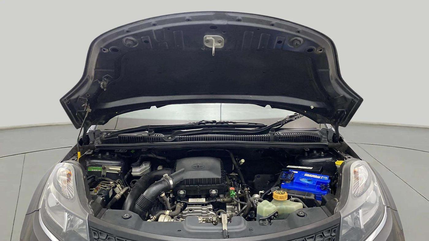 2019 Tata NEXON XM PETROL, Petrol, Manual, 62,311 km, Open Bonet