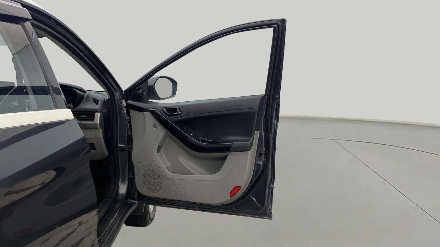 2019 Tata NEXON XM PETROL, Petrol, Manual, 62,311 km, RHS Front Door