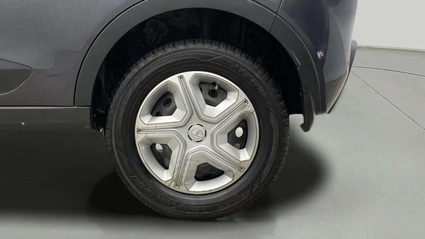 2019 Tata NEXON XM PETROL, Petrol, Manual, 62,311 km, Left Rear Wheel